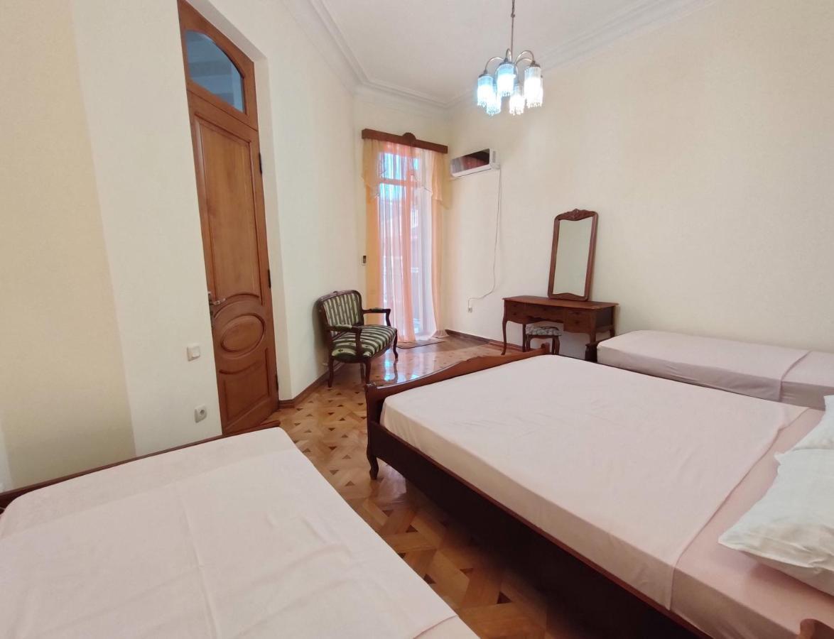 Batumi Sun Hostel Εξωτερικό φωτογραφία