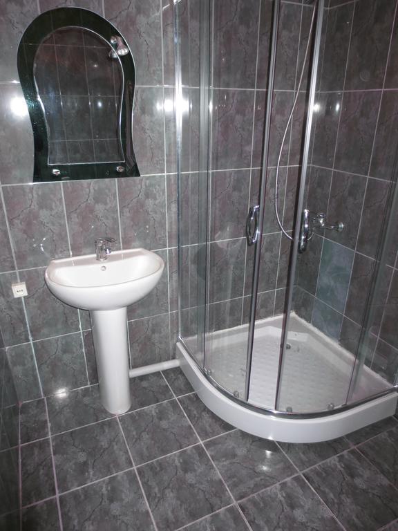 Batumi Sun Hostel Δωμάτιο φωτογραφία