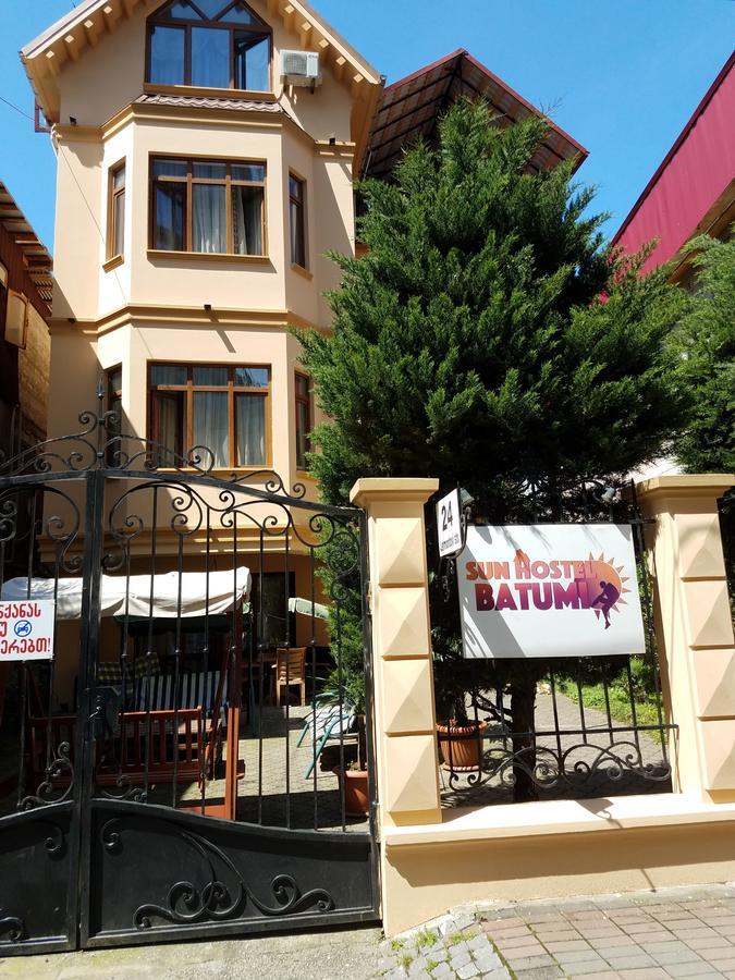 Batumi Sun Hostel Εξωτερικό φωτογραφία